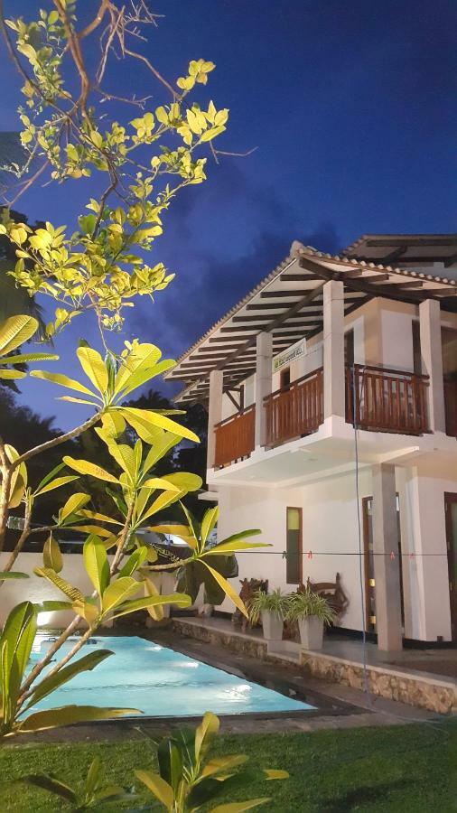 Blue Water Hikkaduwa Villa Exterior foto